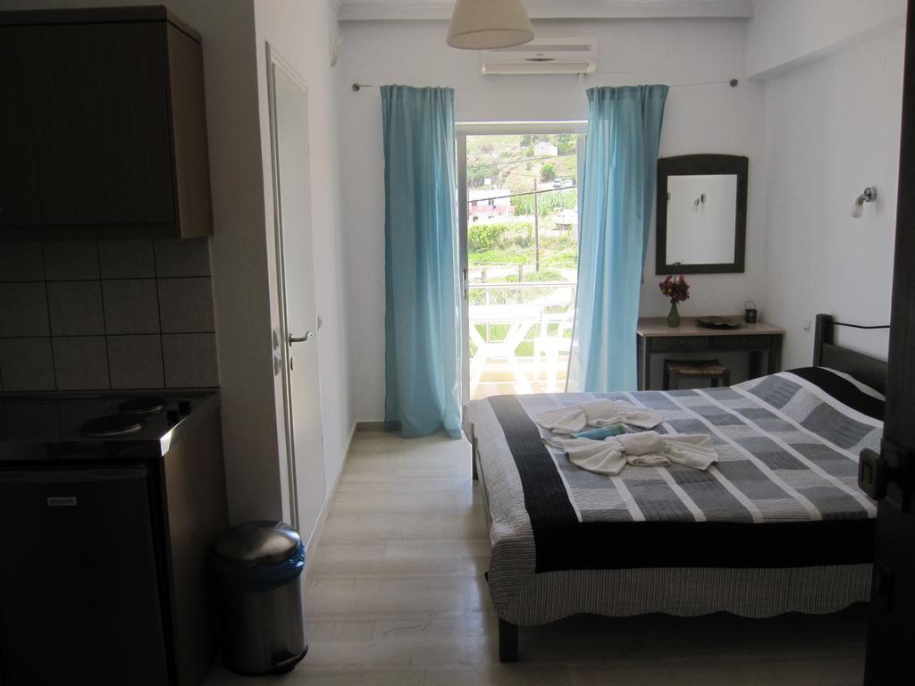 Lion-Suites Каливес Номер фото