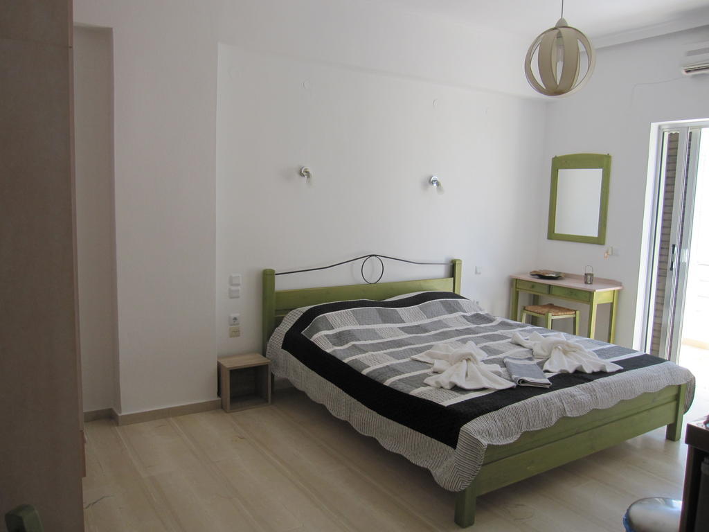 Lion-Suites Каливес Номер фото